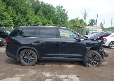 2024 Toyota Grand Highlander Hybrid Platinum Max, daño Frontal, Iaai lote 45416863, foto 13 de 16