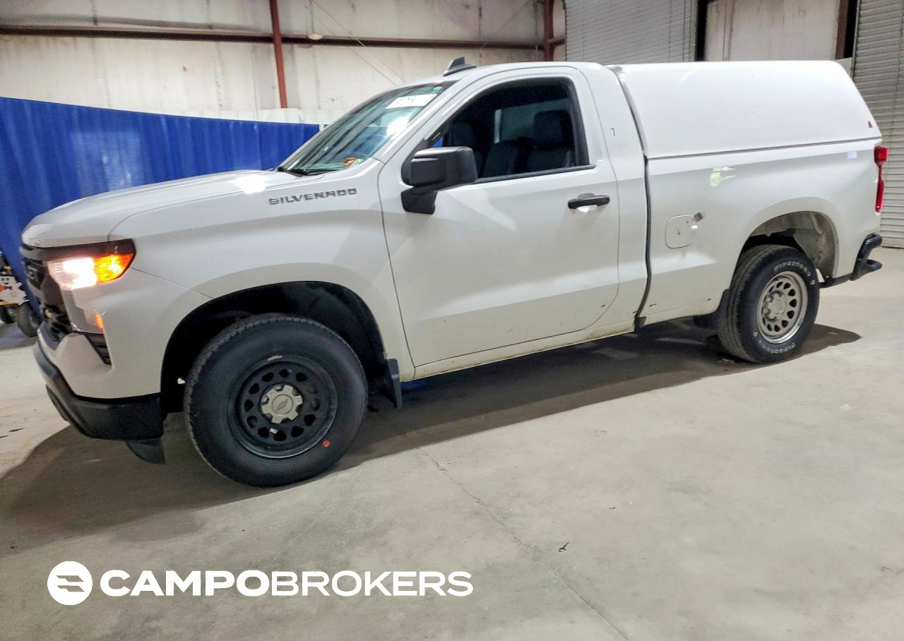 2023 Chevrolet Silverado C1500, daño Abolladuras/rayones menores, Copart lote 58602056