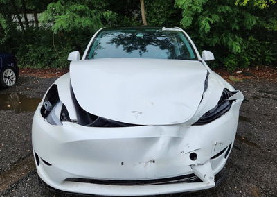 2025 Tesla Model Y, Front End damage, Copart lot 51106796, photo 5 of 11