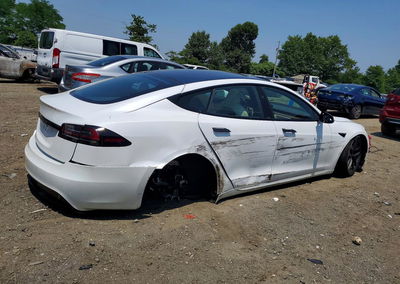 2023 Tesla Model S, daño Lateral, Copart lote 59117756, foto 3 de 12