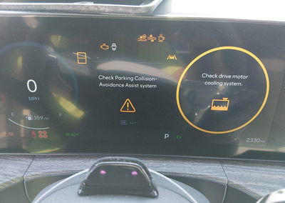 2025 Hyundai Santa Fe Hybrid Calligraphy, daño Frontal, Iaai lote 45097989, foto 7 de 17