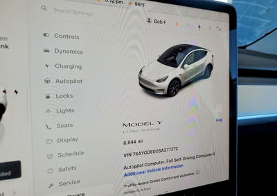 2025 Tesla Model Y, uszkodzenie: Przód, Copart lot 53267206, zdjęcie 9 z 14