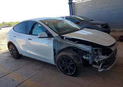 2025 Tesla Model Y, uszkodzenie: Przód, Copart lot 53267206, zdjęcie 4 z 14
