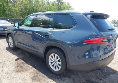 2025 Toyota Grand Highlander Xle, daño Frontal, Iaai lote 44993664, foto 3 de 16