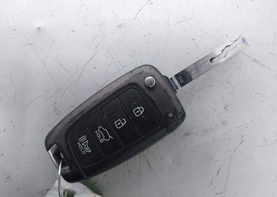 2019 Hyundai Veloster 2.0, daño Normal Wear & Tear, Iaai lote 45663041, foto 11 de 17