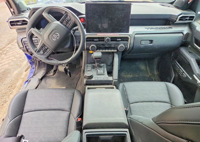 2024 Toyota Tacoma Trd Off-road, daño Lateral, Copart lote 85618795, foto 8 de 12
