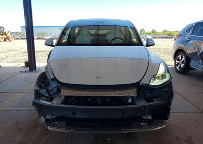 2025 Tesla Model Y, uszkodzenie: Przód, Copart lot 53267206, zdjęcie 5 z 14