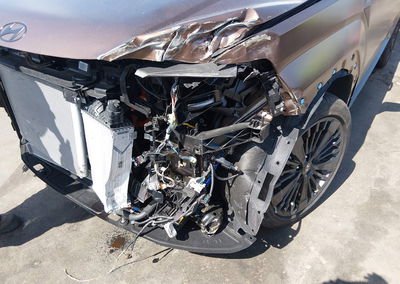 2025 Hyundai Santa Fe Hybrid Calligraphy, daño Frontal, Iaai lote 45097989, foto 6 de 17