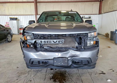 2020 Chevrolet Silverado K1500 Custom, daño Frontal, Copart lote 58551696, foto 5 de 12