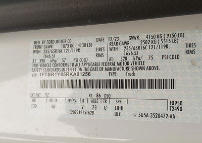 2024 Ford Transit-250, daño Trasero, Iaai lote 44581392, foto 9 de 16