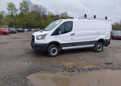 2024 Ford Transit-250, daño Trasero, Iaai lote 44581392, foto 2 de 16