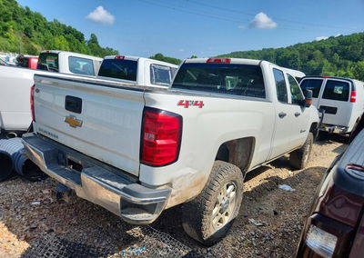 2019 Chevrolet Silverado K2500 Heavy Duty, Rear End damage, Copart lot 57525746, photo 3 of 14