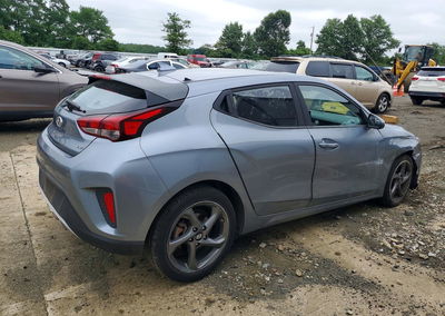2019 Hyundai Veloster 2.0l, daño Bajos, Copart lote 60129786, foto 3 de 14