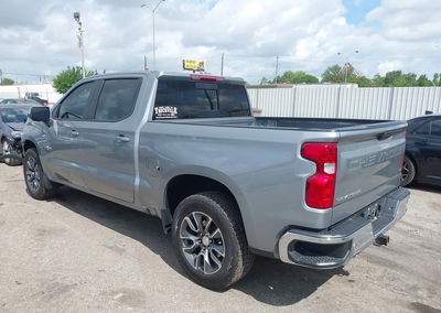 2024 Chevrolet Silverado 1500 4wd  Short Bed Lt, daño Frontal, Iaai lote 44932034, foto 3 de 16