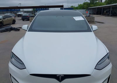 2022 Tesla Model X Dual Motor All-wheel Drive, daño Trasero izquierdo, Iaai lote 45162272, foto 10 de 17