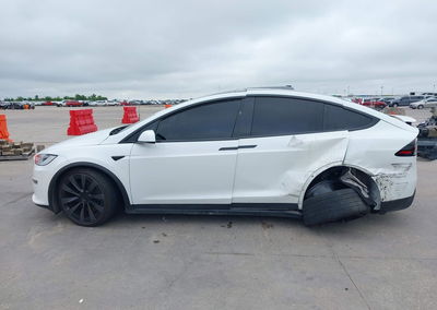 2022 Tesla Model X Dual Motor All-wheel Drive, daño Trasero izquierdo, Iaai lote 45162272, foto 13 de 17