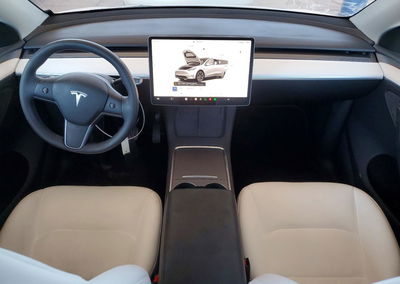 2025 Tesla Model Y, uszkodzenie: Przód, Copart lot 53267206, zdjęcie 8 z 14