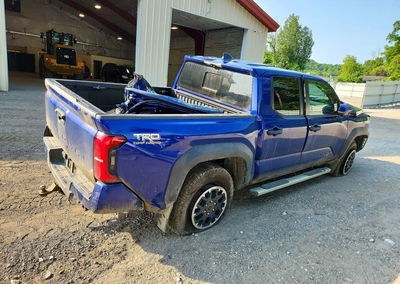 2024 Toyota Tacoma Trd Off-road, daño Lateral, Copart lote 85618795, foto 3 de 12