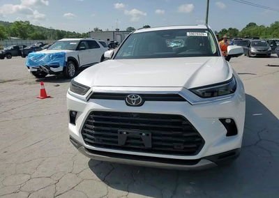 2026 Toyota Grand Highlander Hybrid Limited, пошкодження: Задня частина, Copart лот 59070326, фото 15 з 16