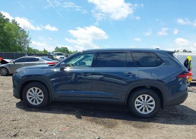 2025 Toyota Grand Highlander Xle, daño Frontal, Iaai lote 44993664, foto 14 de 16
