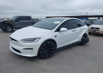 2022 Tesla Model X Dual Motor All-wheel Drive, daño Trasero izquierdo, Iaai lote 45162272, foto 2 de 17