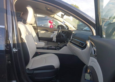 2024 Kia Sportage Ex, Left Front damage, Iaai lot 45041774, photo 5 of 16