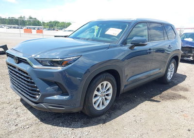 2025 Toyota Grand Highlander Xle, daño Frontal, Iaai lote 44993664, foto 2 de 16