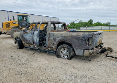 2020 Ram 2500 Tradesman, daño Incendio, Copart lote 55442016, foto 2 de 11