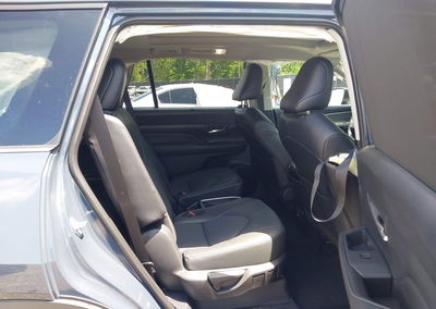 2025 Toyota Grand Highlander Xle, daño Frontal, Iaai lote 44993664, foto 8 de 16