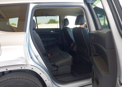 2019 Volkswagen Atlas 3.6l V6 Se W/technology, daño Trasero, Iaai lote 45605650, foto 8 de 16