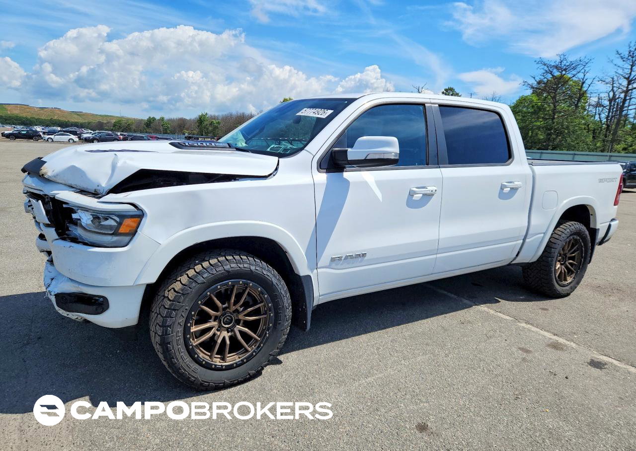 2021 Ram 1500 Laramie, daño Frontal, Copart lote 57774926