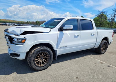 2021 Ram 1500 Laramie, daño Frontal, Copart lote 57774926