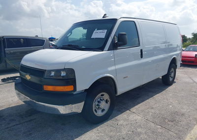 2021 Chevrolet Express Cargo Rwd 2500 Regular Wheelbase Wt, Right Side damage, Iaai lot 45674184, photo 2 of 17