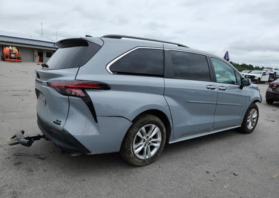 2022 Toyota Sienna Xle, пошкодження: Передня частина, Copart лот 62096415, фото 3 з 14