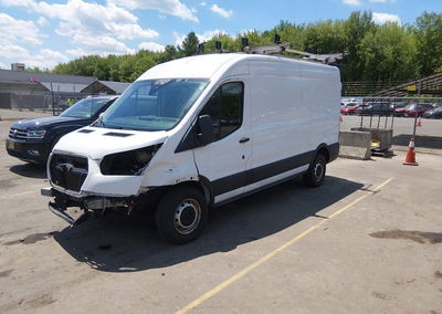 2021 Ford Transit-250, daño Frontal, Iaai lote 45417386, foto 2 de 16