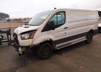 2023 Ford Transit-250, daño Frontal, Iaai lote 45412479, foto 2 de 17