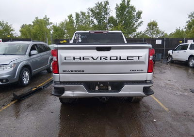 2021 Chevrolet Silverado 1500, daño Frontal, Iaai lote 45157347, foto 16 de 18