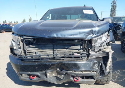 2021 Chevrolet Silverado 1500 4wd  Short Bed Lt Trail Boss, daño Frontal, Iaai lote 45189091, foto 12 de 18