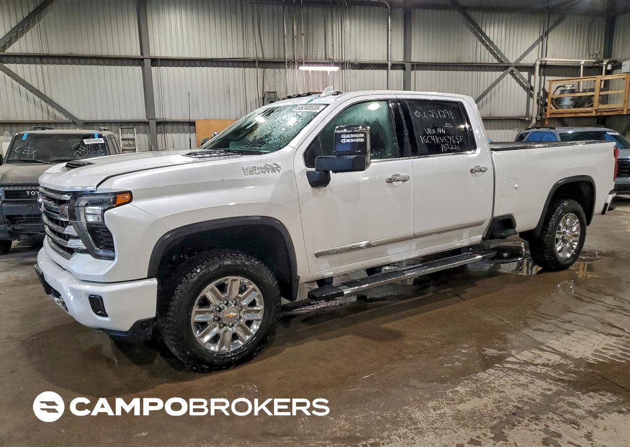 2025 Chevrolet Silverado K3500 High Country, пошкодження: Вандалізм, Copart лот 95240535