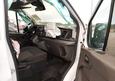 2023 Ford Transit-250, daño Frontal, Iaai lote 45412479, foto 5 de 17
