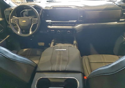 2025 Chevrolet Silverado K3500 High Country, пошкодження: Вандалізм, Copart лот 95240535, фото 8 з 12