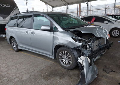 2020 Toyota Sienna Xle, Front End damage, Iaai lot 45467413