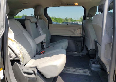 2024 Toyota Sienna Xle, uszkodzenie: Bok, Copart lot 51192796, zdjęcie 11 z 14