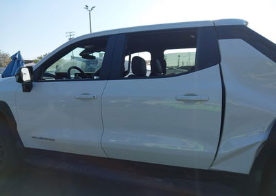 2024 Chevrolet Silverado Ev Work Truck, daño Trasero izquierdo, Iaai lote 45172643, foto 14 de 20