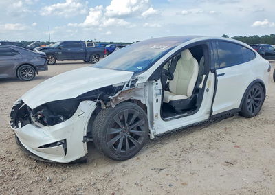 2022 Tesla Model X, Front End damage, Copart lot 59296606