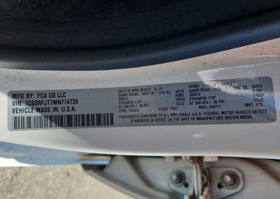 2021 Ram 1500 Laramie, daño Frontal, Copart lote 57774926, foto 12 de 14