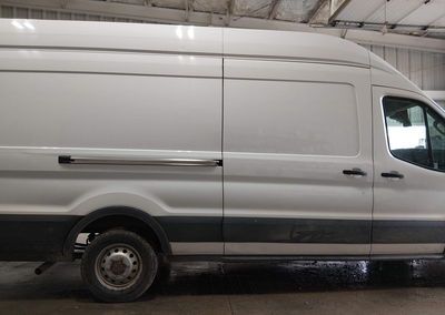 2022 Ford Transit-250 Cargo Van, daño Lateral izquierdo, Iaai lote 45636545, foto 13 de 16
