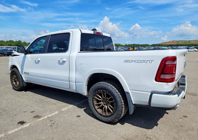 2021 Ram 1500 Laramie, daño Frontal, Copart lote 57774926, foto 2 de 14