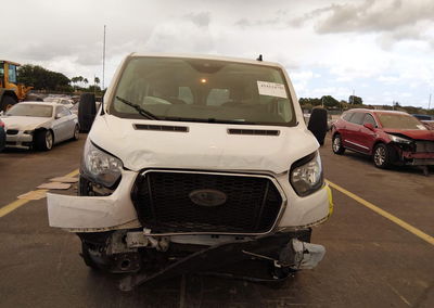 2023 Ford Transit-250, daño Frontal, Iaai lote 45412479, foto 13 de 17