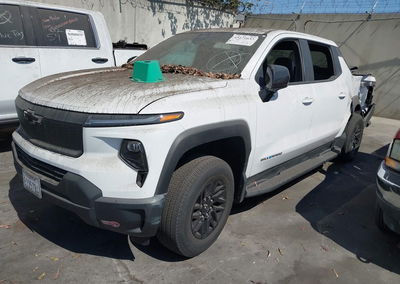 2024 Chevrolet Silverado Ev Work Truck, daño Trasero izquierdo, Iaai lote 45172643, foto 2 de 20